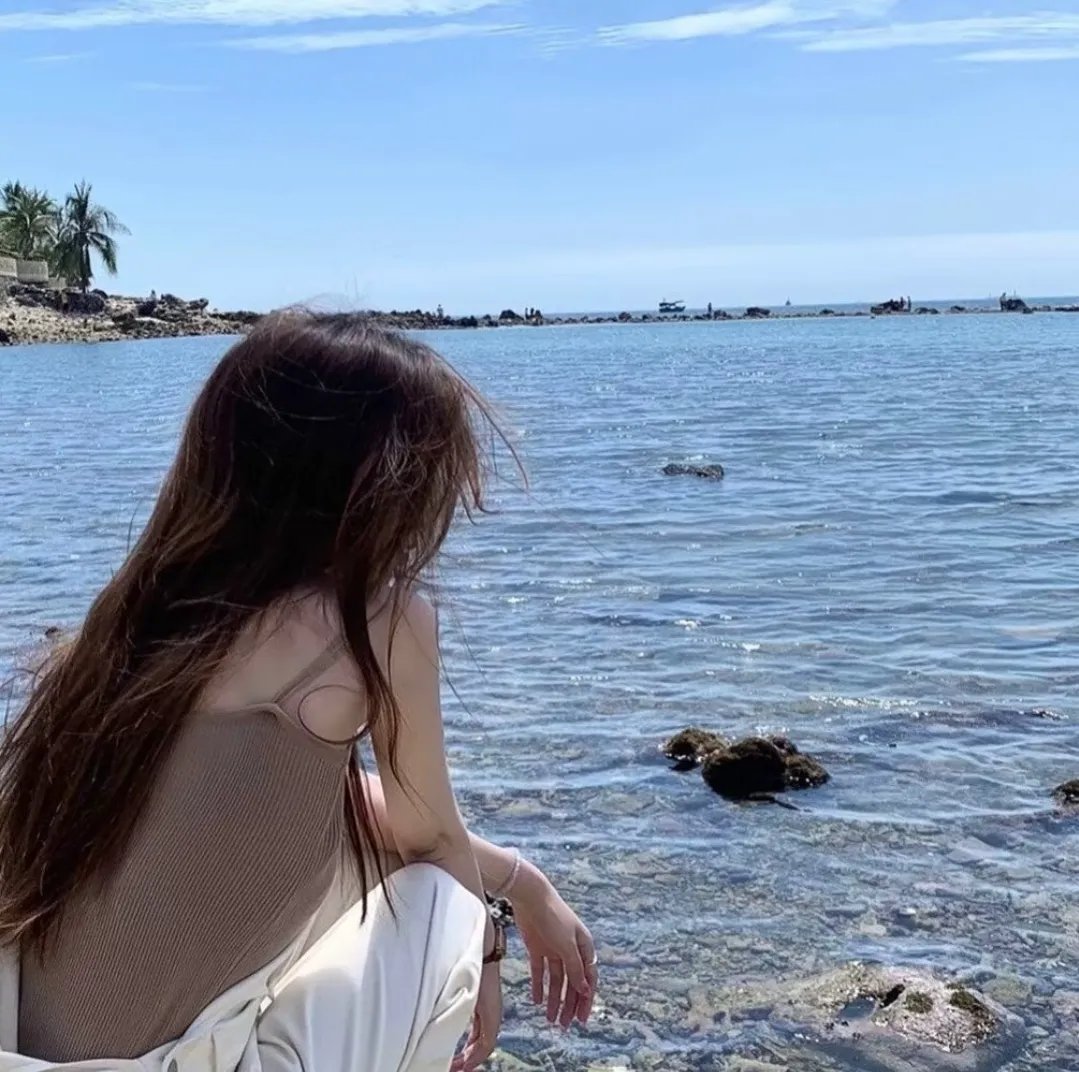叔比狗..恐怖稻草人